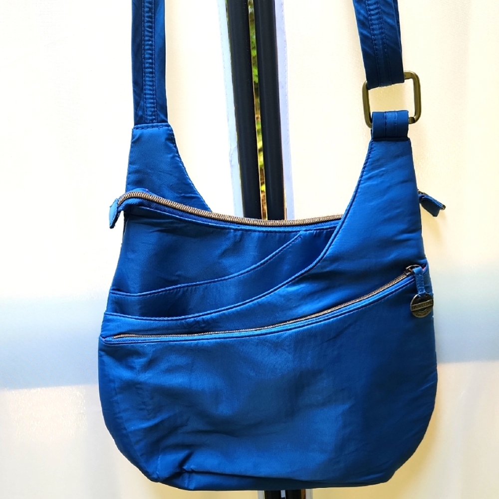 Vintage Travelon Bright Blue Nylon Waterproof Fabric Crossbody Sling Bag